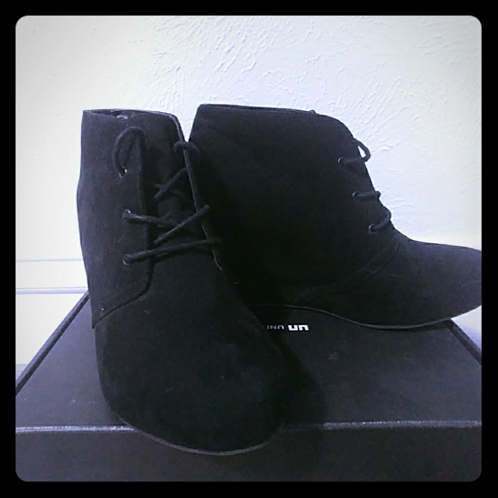 RePoshed XAppeal wedge booties